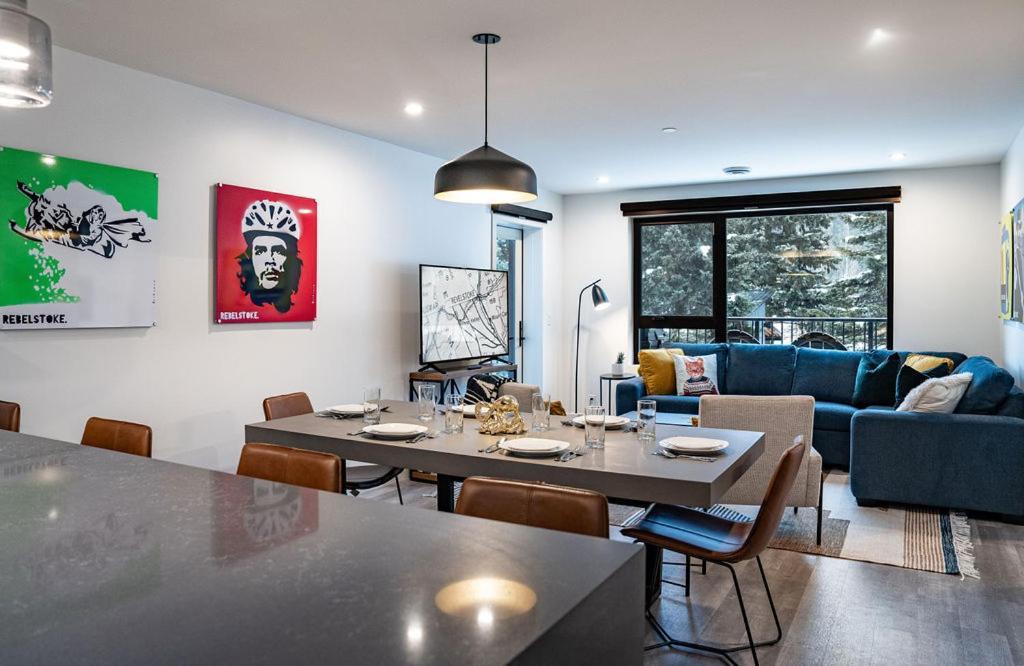 Revel In The Stoke By Revelstoke Vacations Exterior foto