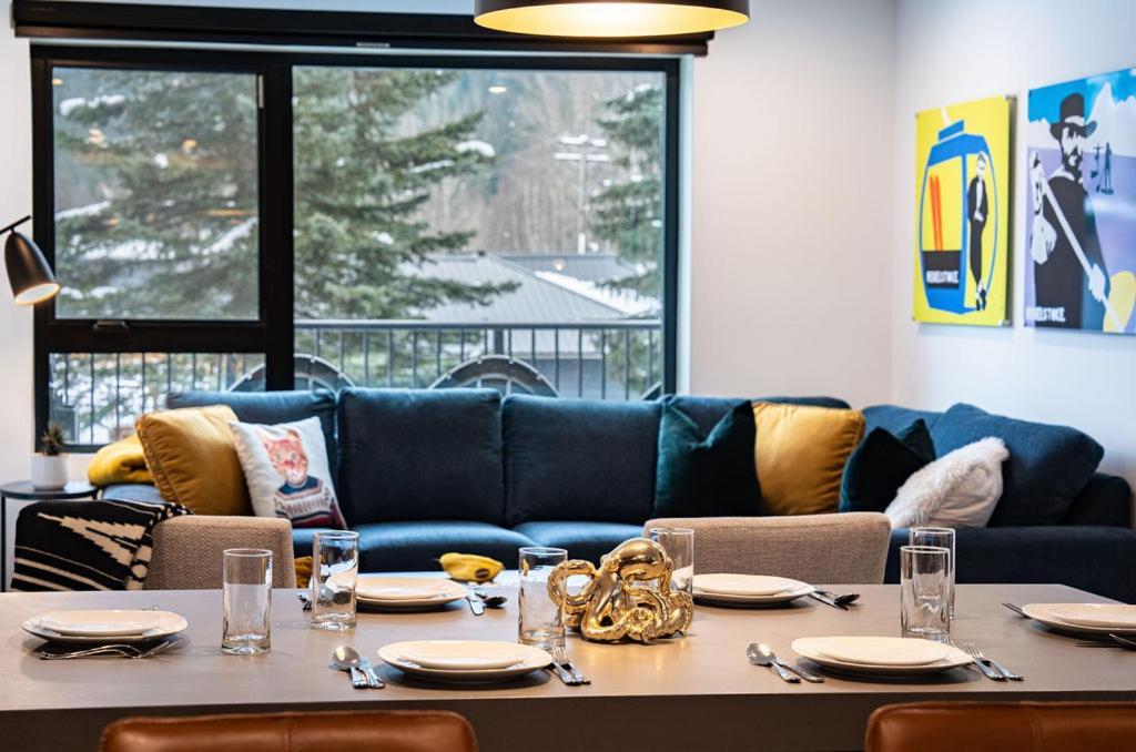 Revel In The Stoke By Revelstoke Vacations Exterior foto