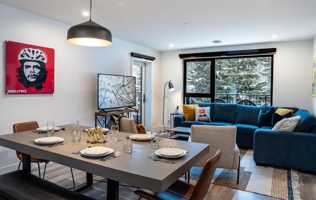 Revel In The Stoke By Revelstoke Vacations Exterior foto